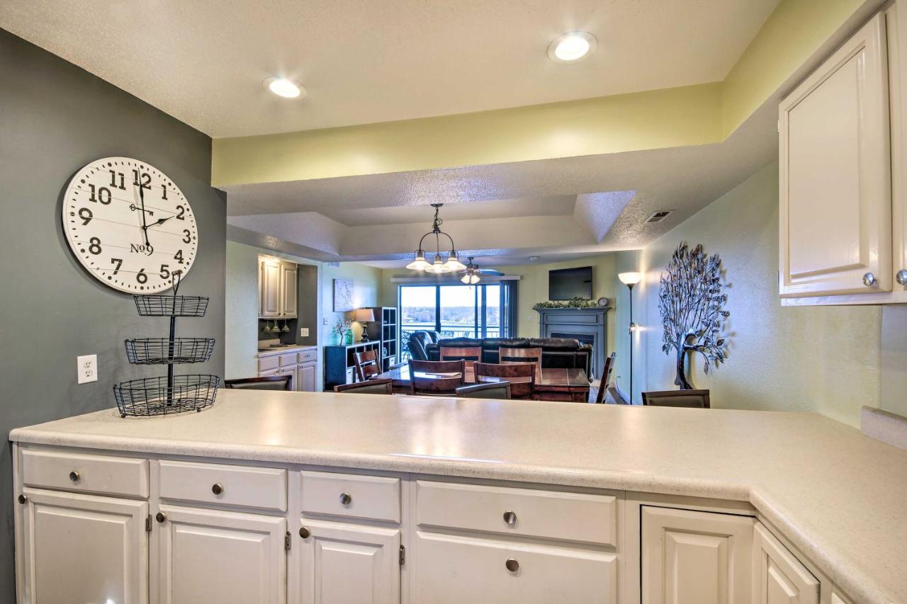 Lakefront Ozarks Condo By Golf And Restaurants! Exterior photo